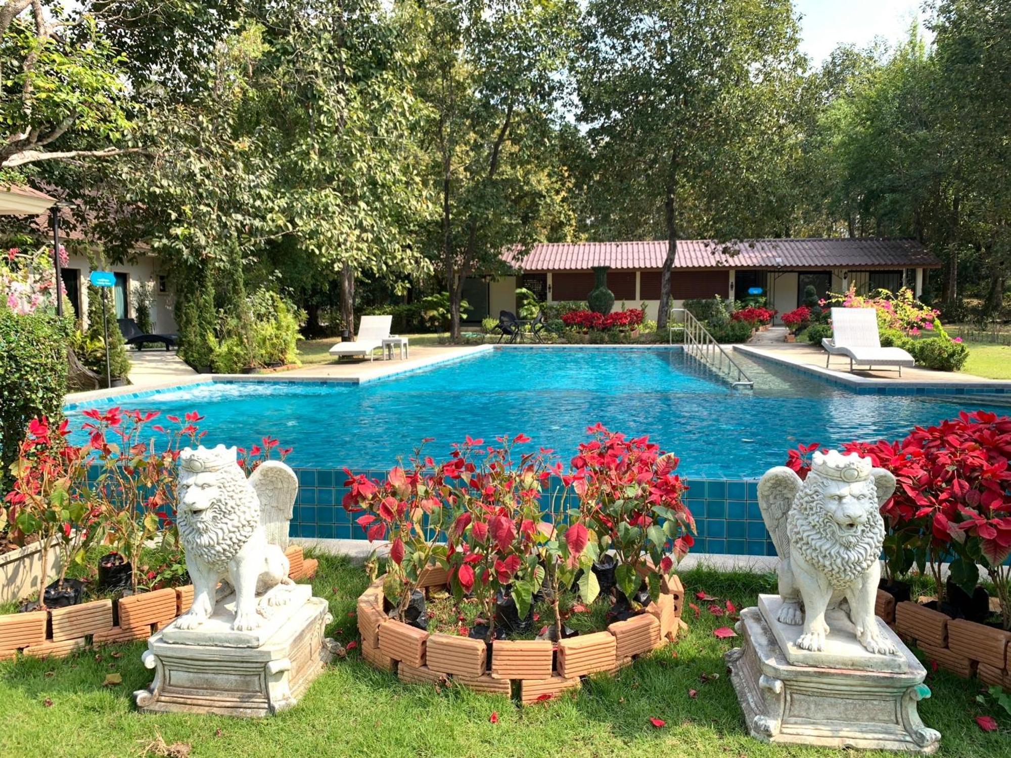 Baan Pingkan Wellness Resort San Kamphaeng Luaran gambar