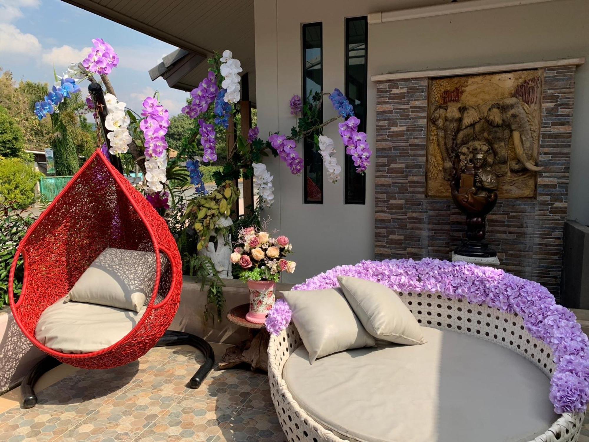 Baan Pingkan Wellness Resort San Kamphaeng Luaran gambar