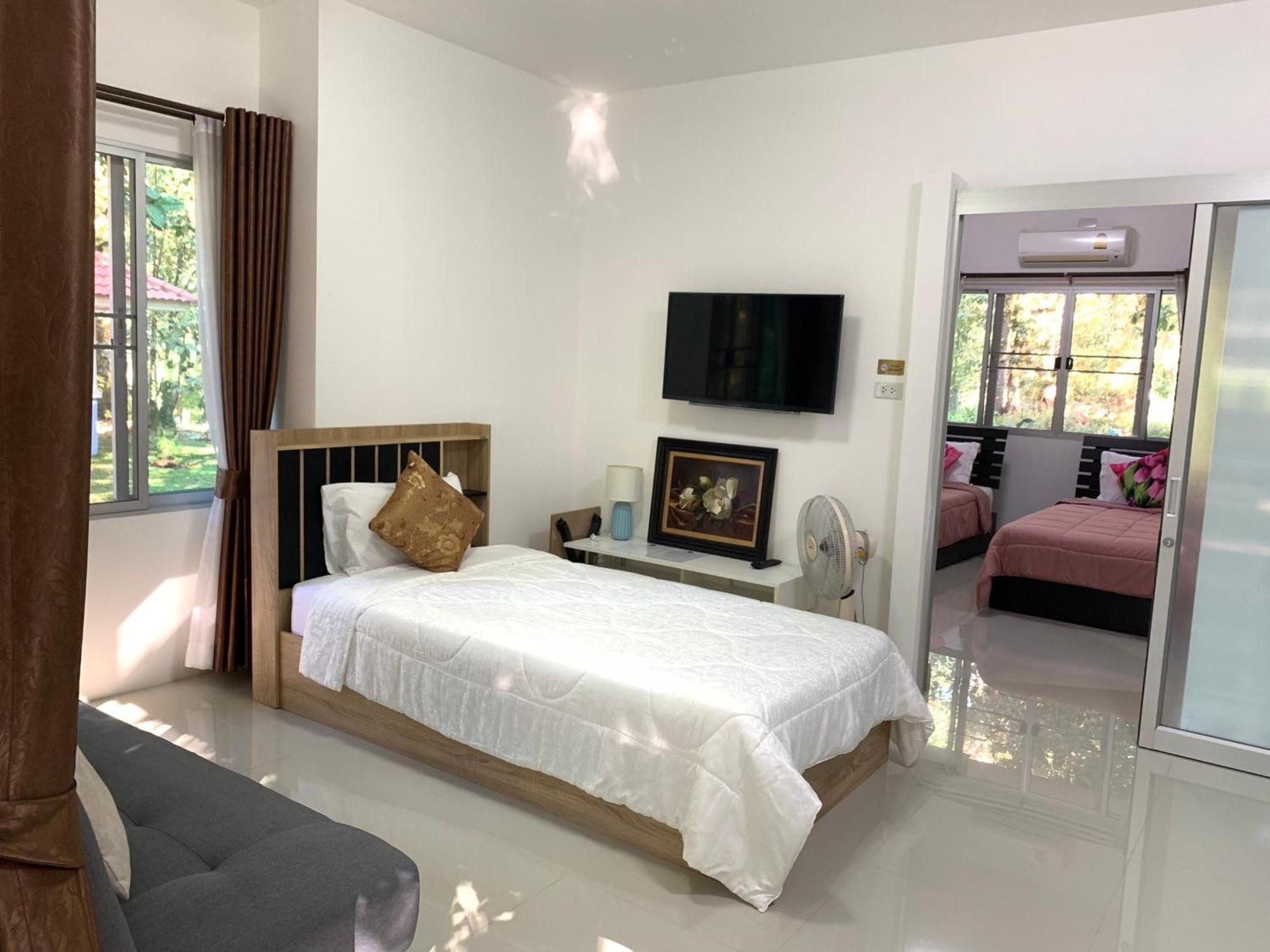 Baan Pingkan Wellness Resort San Kamphaeng Luaran gambar